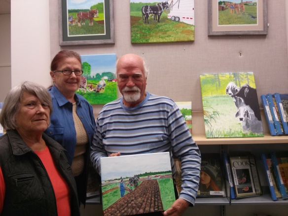 L-R Art coordinator Sheila King, Lorraine Burnside and artist Ted Burnside. A lifelong study of animals.